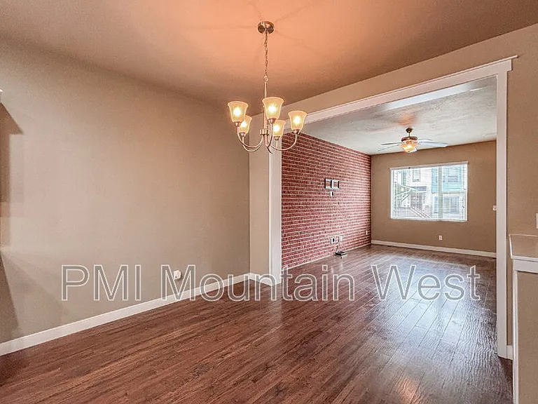 420 N Main St #29 — Photo 11