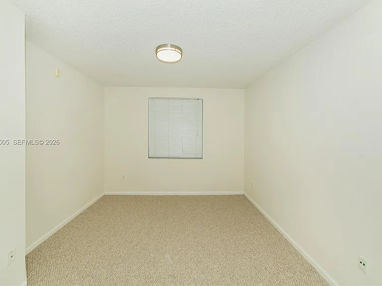 17145 N Bay Rd #4203 — Photo 15
