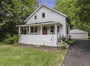 520 Hartford Ave, Aurora, IL 60506