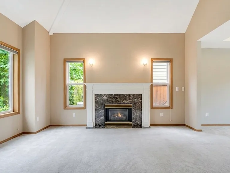 8614 242nd St SW — Photo 3