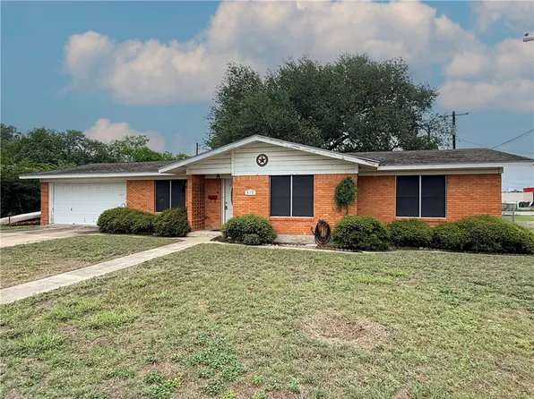 612 Short St, Sinton, TX 78387