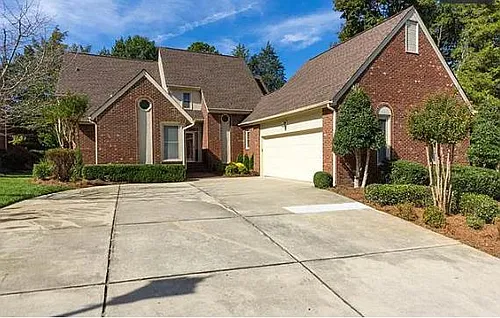 5206 Wimbleton Ct Photo 1