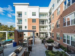 190 W 54th St APT 431, Bayonne, NJ 07002