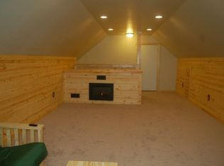 920 180th Ave, Morley, MI 49336