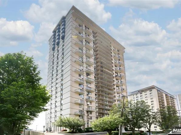 160 Overlook Ave APT 19D, Hackensack, NJ 07601