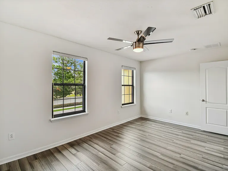 11027 Tahiti Isle Ln — Photo 21
