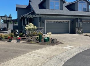 10320 SE Bristol Ct, Happy Valley, OR 97086
