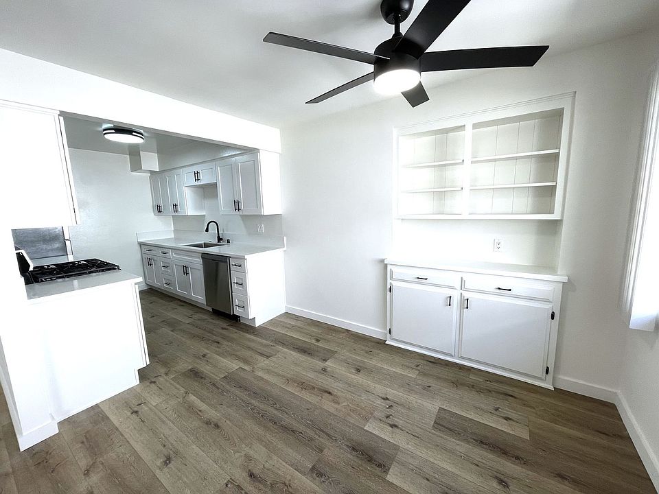 1st image of 3420 Mentone Ave APT 8