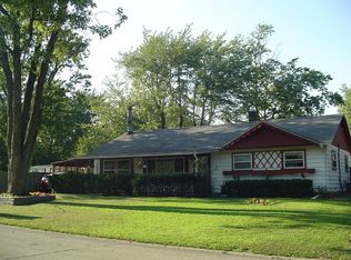 2002 Rainbow Vw, Urbana, IL 61802