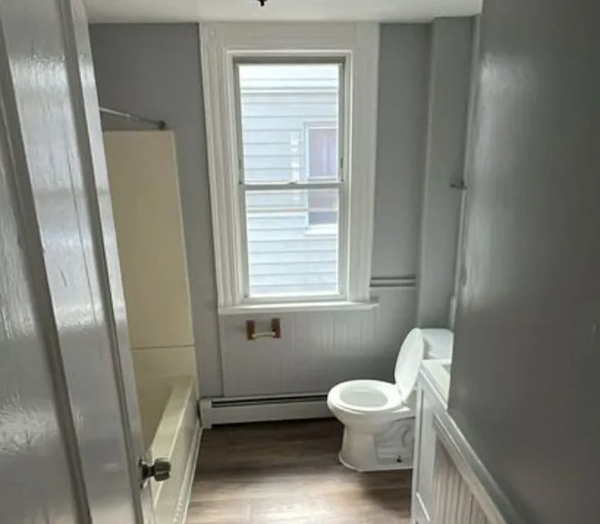 745-747 George St #2 — Photo 7