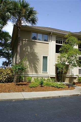 1st image of 1802 Long Bend Dr