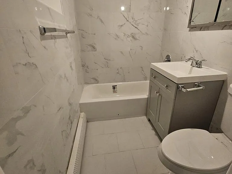 65 James St #34 — Photo 4