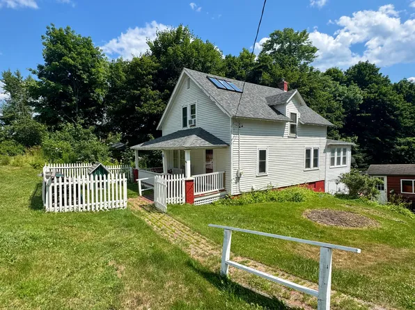 91 US Route 1, Bucksport, ME 04416