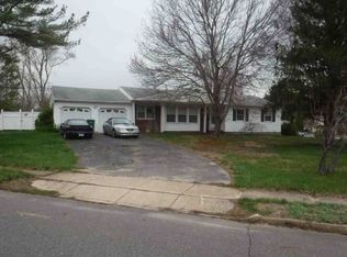 113 Newbury Rd, Howell, NJ 07731