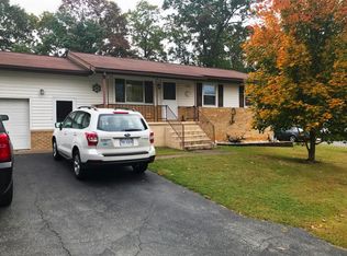 1202 Cherokee Trl, Covington, VA 24426