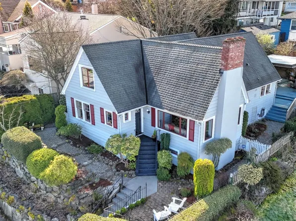 9317 Mayes Court S, Seattle, WA 98118