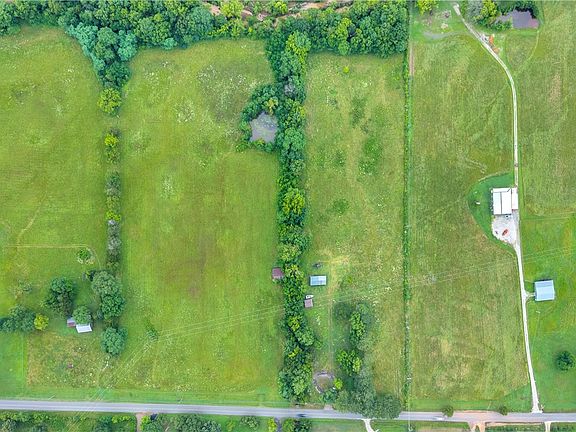 3rd image of 11171 Illinois Chapel Rd