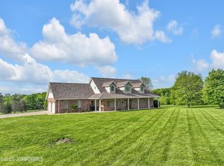 8703 Old Stage Rd, Jefferson City, MO 65109