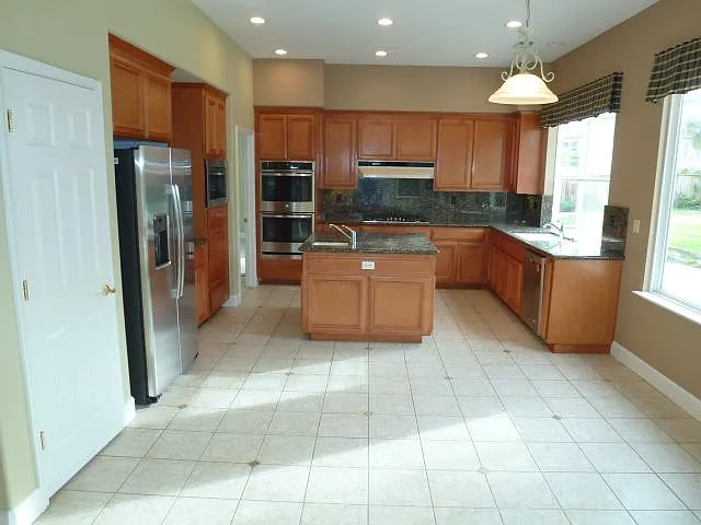 18345 San Antonio Dr — Photo 11