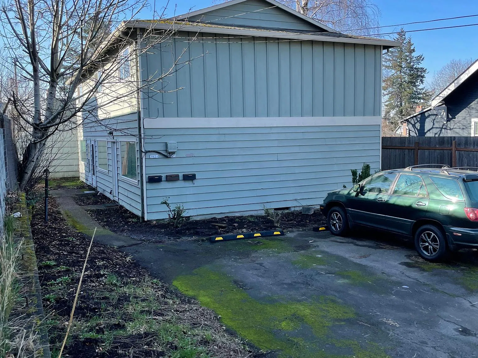 2 bed, 850 sqft, $1,795 — Photo 1
