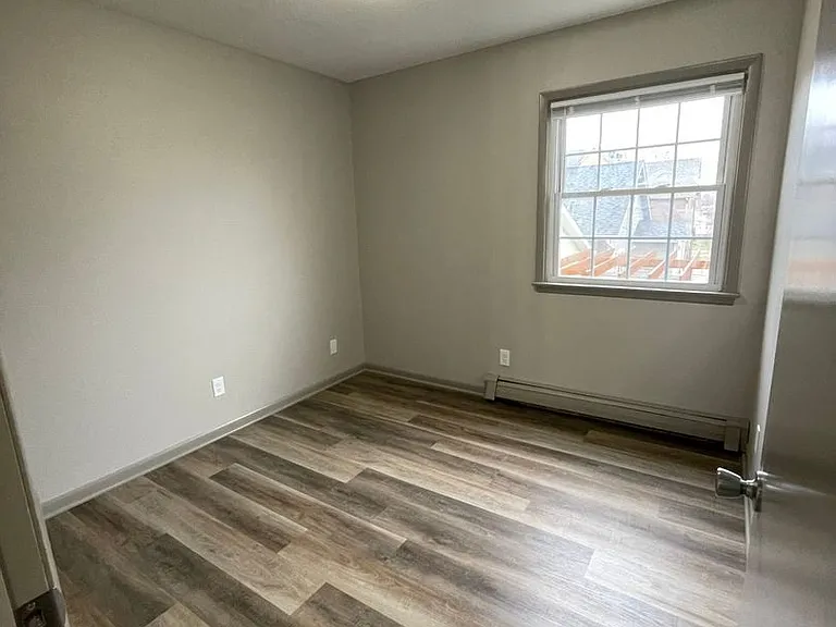 820 Lyon Street Apartments — Photo 5