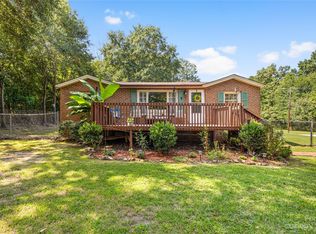 367 Lanier Ave, Mount Holly, NC 28120