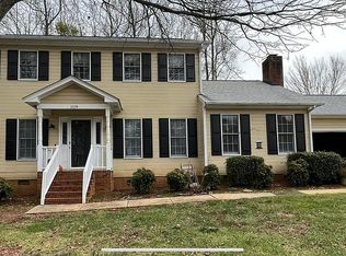 1119 Mapleview Ct, High Pt, NC 27265