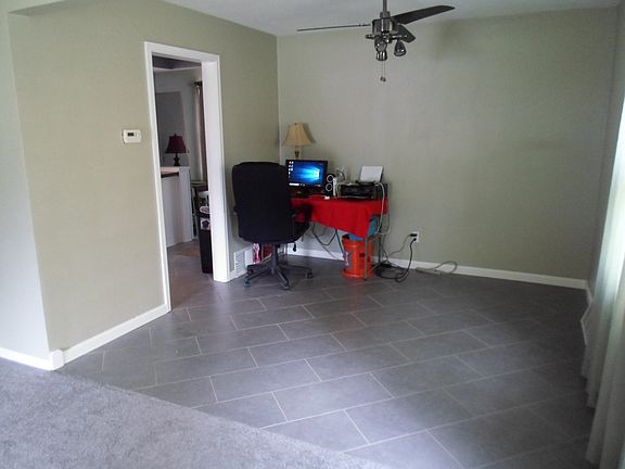Dining area with slate floor