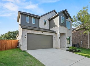 3100 Oak Bourne Dr, Arlington, TX 76016