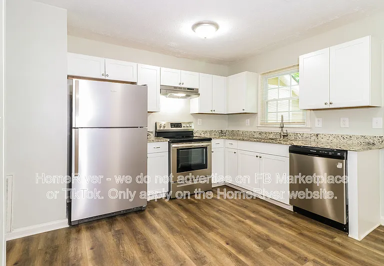 4636 Vintage Ln — Photo 5