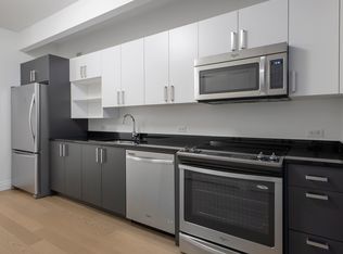 70 Pine St APT 822, New York, NY 10005