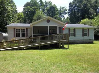 12461 Poplar Trl, Gloucester, VA 23061
