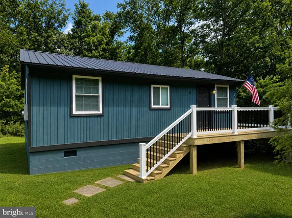 167 Titmouse Ln, Hedgesville, WV 25427