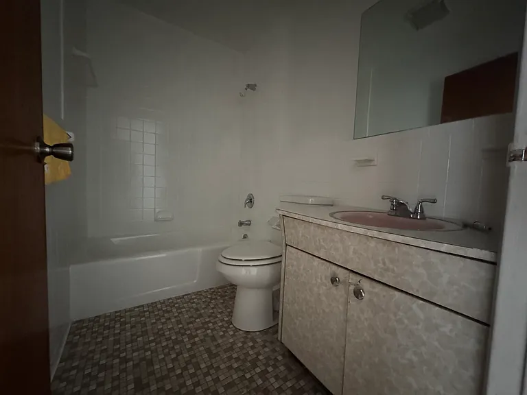 120PHC Hillside Ave #Penthouse C1 — Photo 7