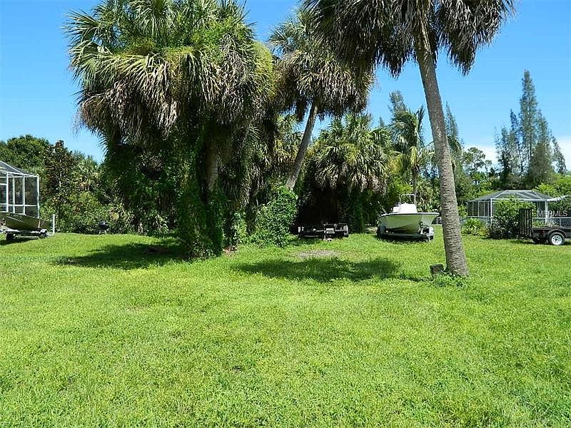 2nd image of 3127 Caribbean Dr