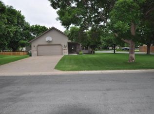 1367 105th Ln NW, Coon Rapids, MN 55433