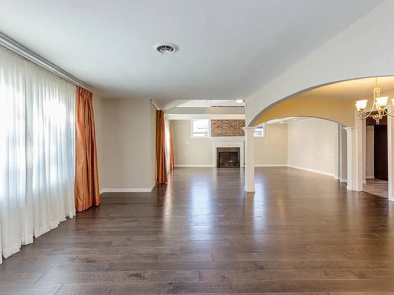 3006 Conway St — Photo 4