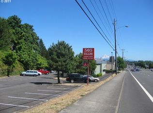 505 NW Burnside Rd, Gresham, OR 97030