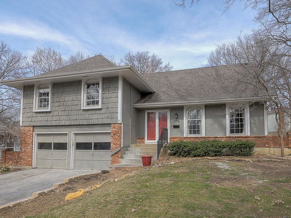 Charming 4 bedroom, 3 full bath home, updated everywhere !