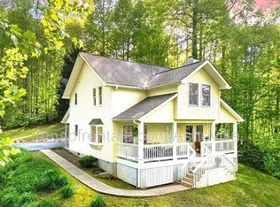 28 Big Rock Rd, Pisgah Forest, NC 28768