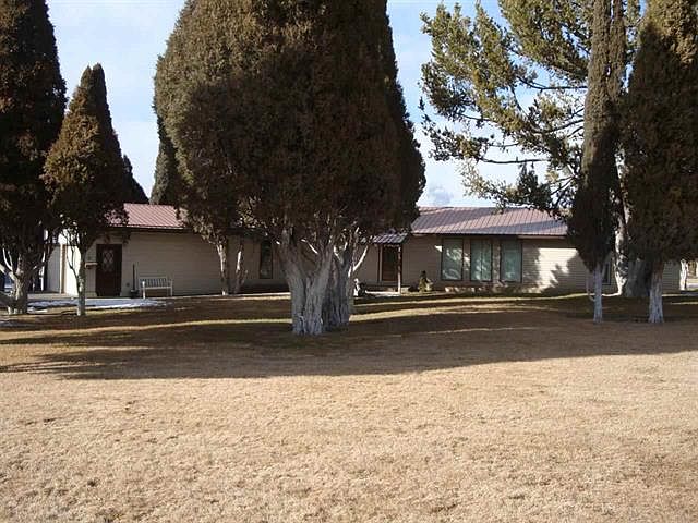 1st image of 721 Pioneer Dr