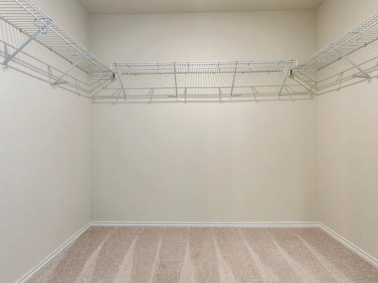 6110 Willow Point Blvd — Photo 29