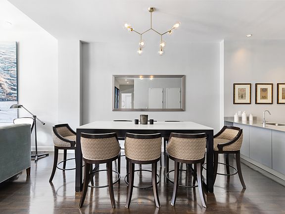 3rd image of 420 W 25th St APT 6G