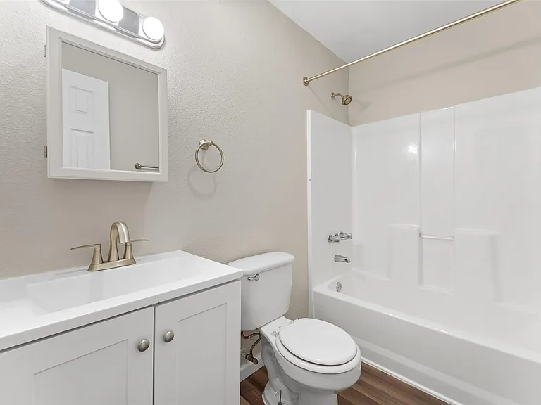 44426 Highway 290 Business #O15 — Photo 7