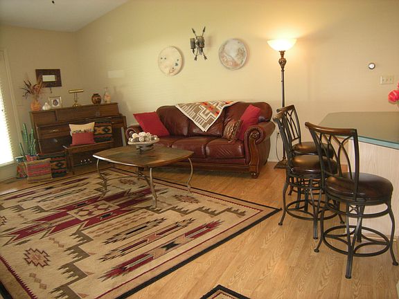 4th image of 1166 Westwood Dr