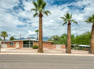 6101 E Seneca St, Tucson, AZ 85712