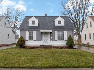 424 E 326th St, Eastlake, OH 44095
