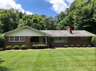 142 Greenwood Ave, Mocksville, NC 27028
