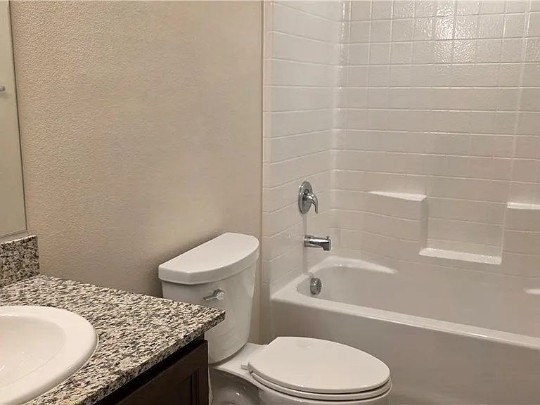 4534 Dover Straight St — Photo 15