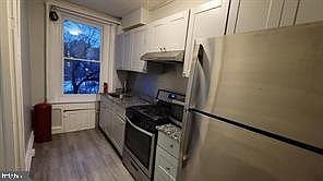 4th image of 1701 Linden Ave APT 3B
